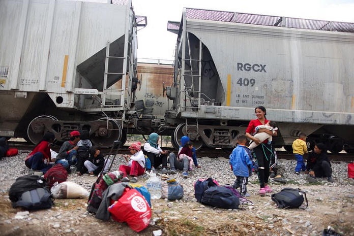 сша, мигранты, граница, поезд