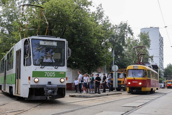 россия, москва, день городского транспорта, трамваи, парад