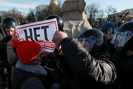 закон, поправки, митинги, разрешительный принцип, оппозиция, мирные акции, иностранное финансирование