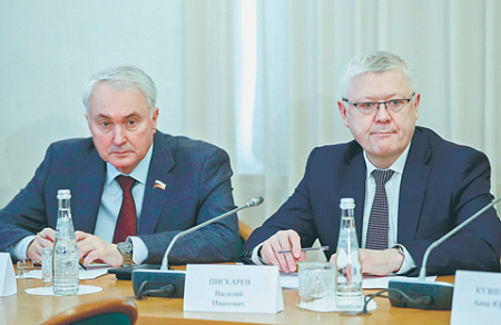 законопроект, пискарев, картаполов, предупреждение и пресечение уклонений от обязанности по защите отечества, противодействие искажению исторической правды