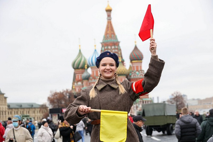 россия, москва, красная площадь, город живых историй, экспозиция, история, парад