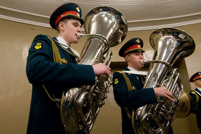 метро, оркестр, марщ, преображенский полк
