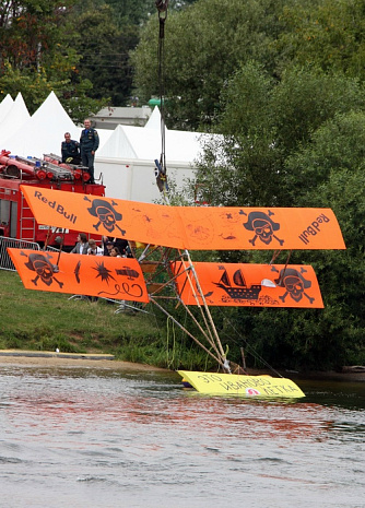 шоу, flugtag, red bull, полет, депардье