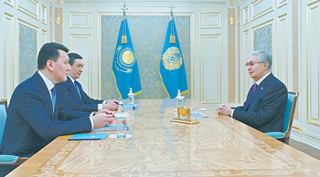 казахстан, парламентская реформа, изменение конституции