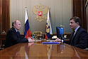 Предвыборное напутствие от Путина "Единая Россия" получила, оппозиция буксует в праймериз