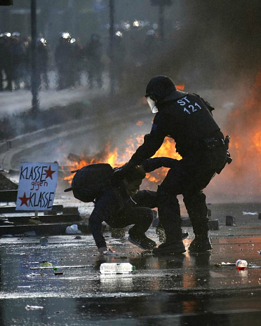 германия, протесты, европейский банк