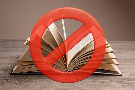 список книг, изъятие из продажи, критерии отбора, критика, перегибы