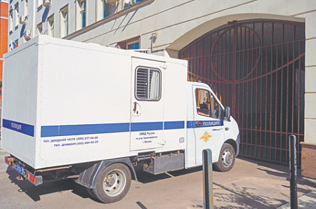 приказ мвд, конвойные помещения, порядок охраны подозреваемых и обвиняемых, экспертное мнение