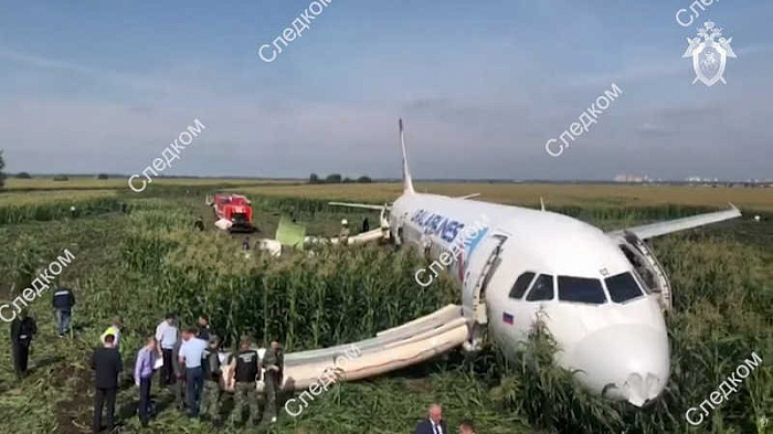 жуковский, уральские авиалинии, a321, посадка, авария