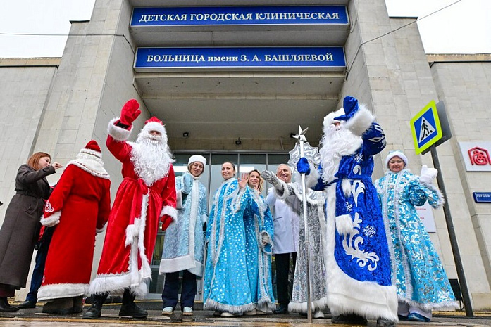 россия, москва, новый год, дед мороз, десант, детская больница