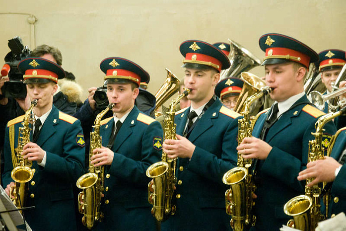 метро, оркестр, марщ, преображенский полк