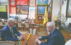 Губернаторы сами приходят к Миронову