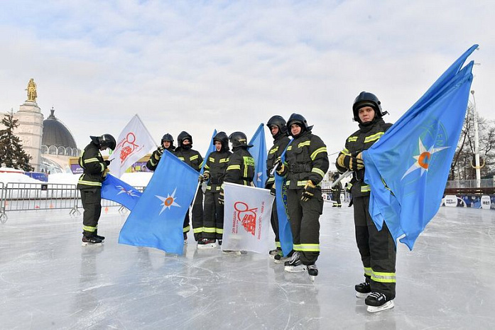 посква, вднх, каток, флэшмоб, пожарная охрана