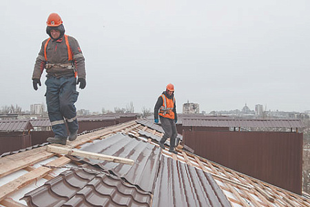 дефицит рабочих рук, зарплатное переманивание работников, конкуренция за рабочие специальности