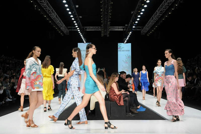 россия, мода, манеж, показ, mercedes-benz fashion week