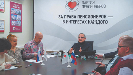 госдума, предвыборная борьба, кпрф, ср, борьба за старшевозрастной электорат, партия пенсионеров, молодежное крыло