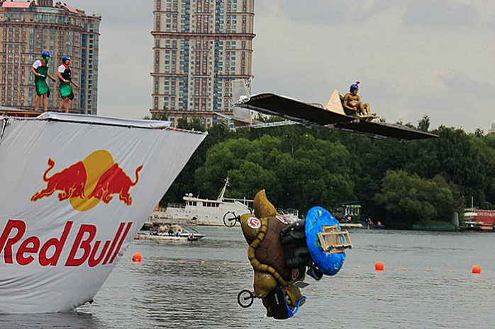 шоу, flugtag, red bull, полет, депардье