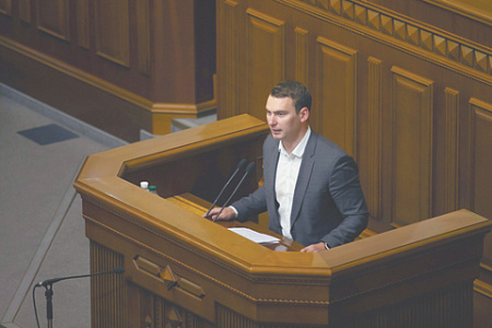 украина, верховная рада, критика минфина, саботаж таможенной реформы, коррупция