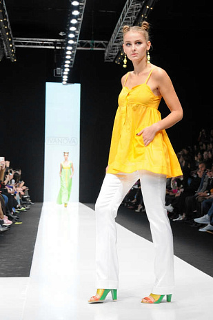 россия, мода, манеж, показ, mercedes-benz fashion week