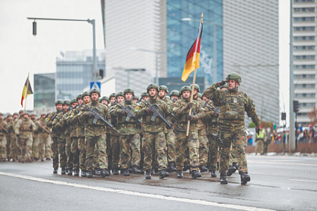 германия, утечка информации, крылатые ракеты, дискуссии, военный призыв, писториус, европейская армия