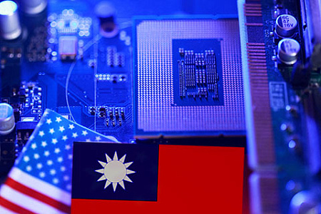трамп, битва за полупроводники, микрочипы, шантаж, тайвань, отказ переносить производство в сша