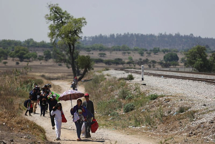 сша, мигранты, граница, поезд