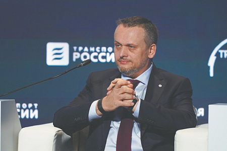 экономический спад, поддержка отдельных госмонополий, ржд, долги, падение объемов грузоперевозок