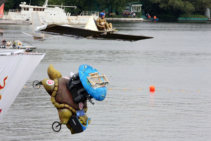 шоу, flugtag, red bull, полет, депардье