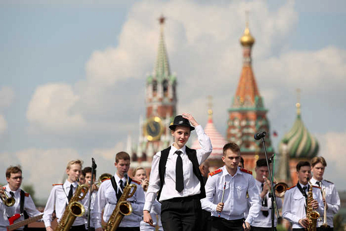 духовые оркестры, дети, спасская башня, москва, зарядье