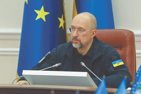 укриана, экономика, риски дефолта, мвф, долги, тарифы, налоги, вленный конфликт