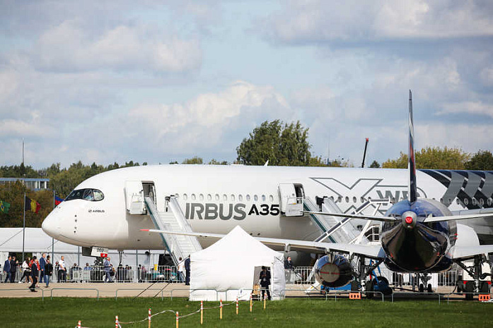 россия, авиасалон, МАКС, МС-21, Су-57