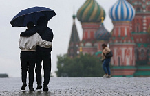 Дождливая погода не покидает столицу