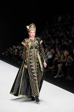 россия, мода, манеж, показ, mercedes-benz fashion week