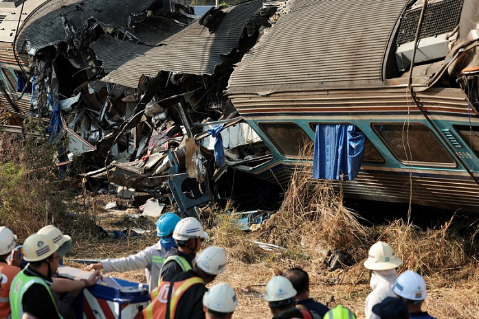 таиланд, железная дорога, поезд, кран, катастрофа, жертвы