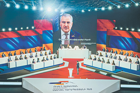 армения, выборы, борьба за электорат, предвыборные взятки, оппозиция, пашинян, визит  в москву