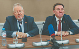 КПРФ оказалась перед дилеммой красной Конституции