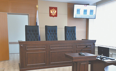 суды, видеотрансляция, судопроизводство, дистанционный формат, жалобы, ограничение, гласность, конституция