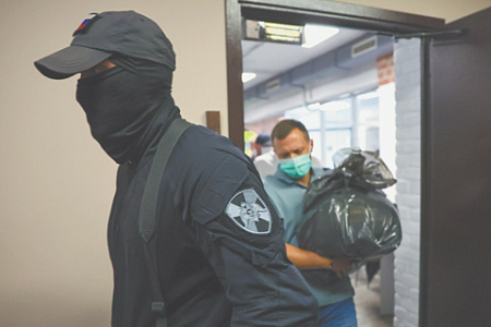недопуск адвокатов при проведении обысков, правозащита, ограничения, экспертное мнение